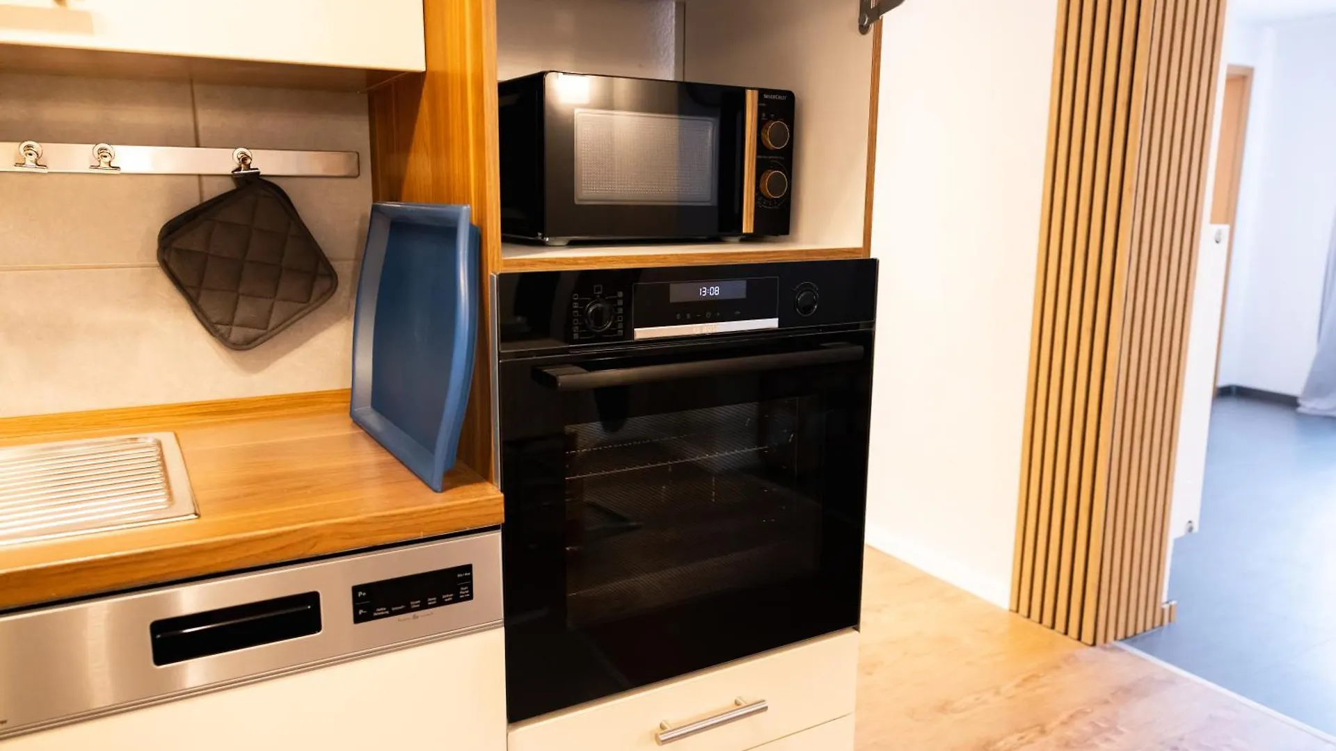 Apartment Grosse Schoene Ferienwohnung Mit Kleinem Garten Im Weinort Randersacker Germany